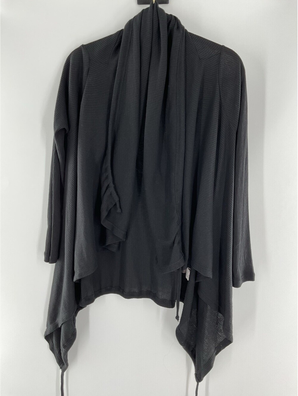 Hang Ten Women’s Medium Cardigan Black 097